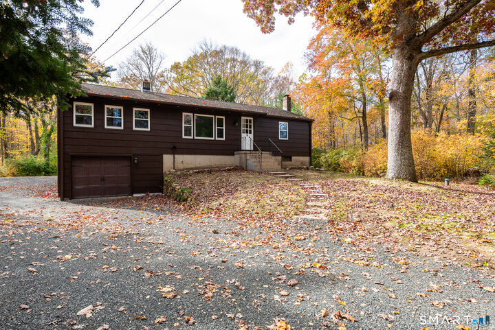 Property Photo:  208 Route 80  CT 06419 