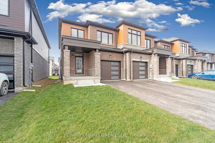 Property Photo:  41 Sugar May Avenue  ON L2V 0K9 