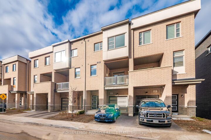 Property Photo:  69 Inverary Crescent  ON L4H 5G8 