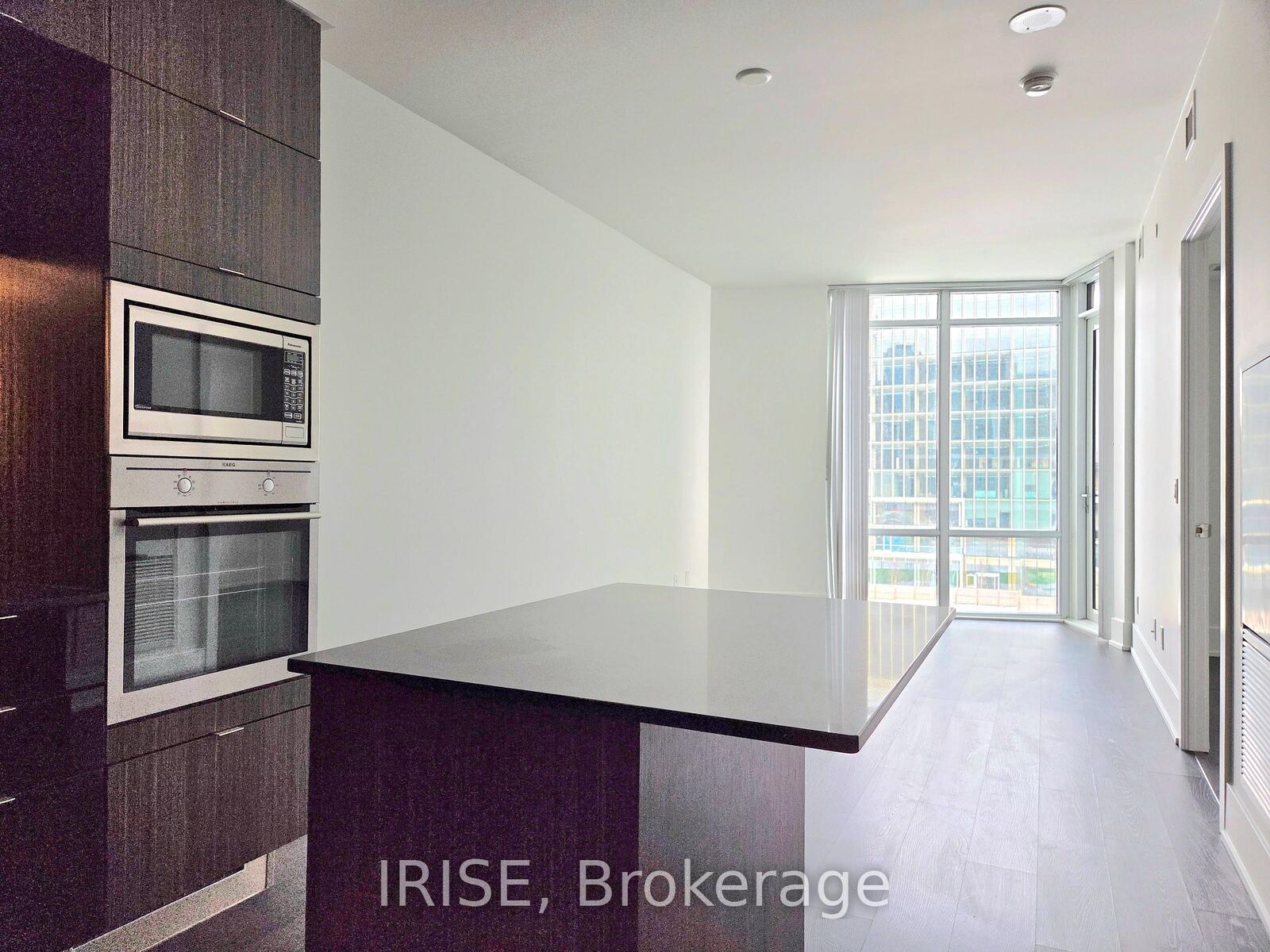 Property Photo: 15 Merchants Wharf N/A 607 ON M5A 0N8