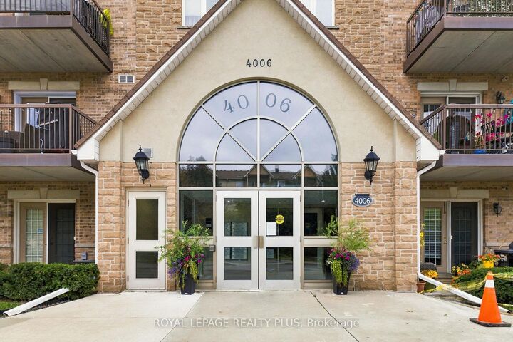 Property Photo: 4006 Kilmer Drive 406 ON L7M 4W4
