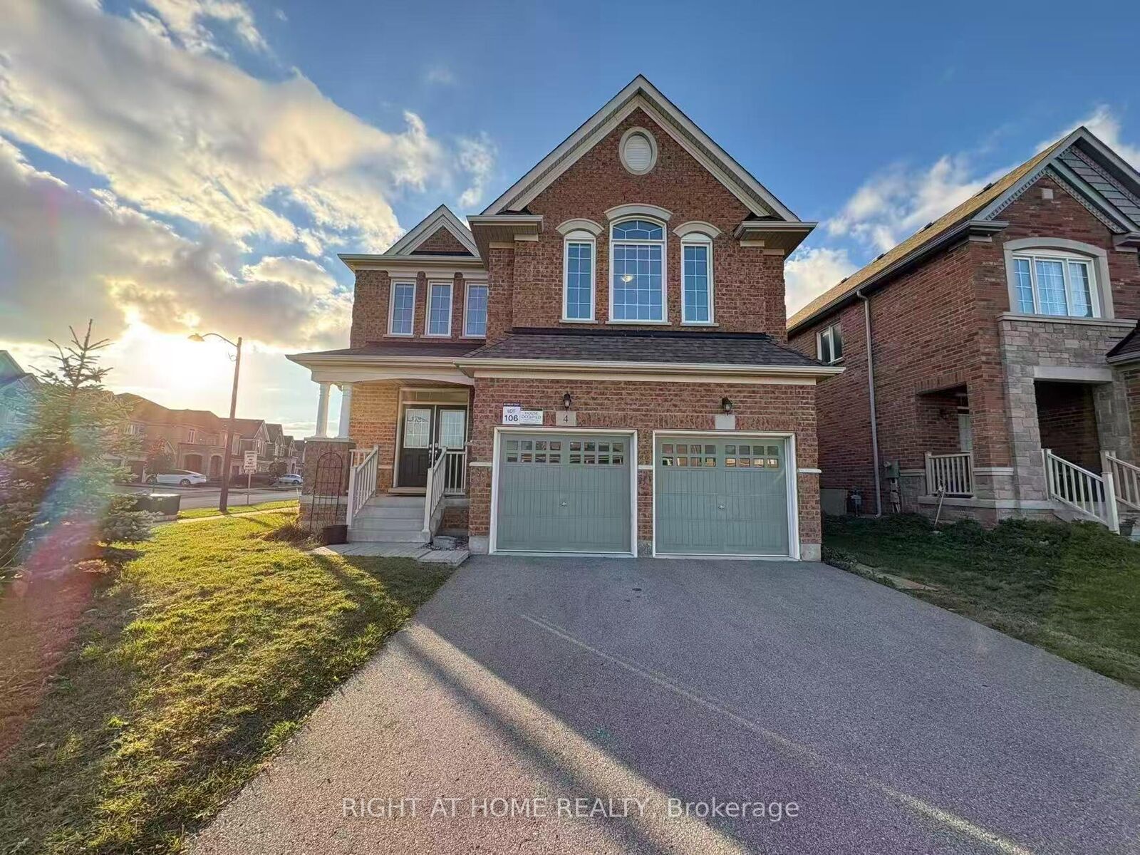 Property Photo:  4 Empire Drive  ON L3Z 4J1 