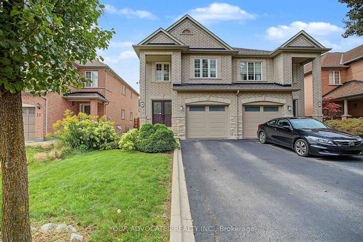 Property Photo:  14 La Neve Avenue  ON L4H 1N9 