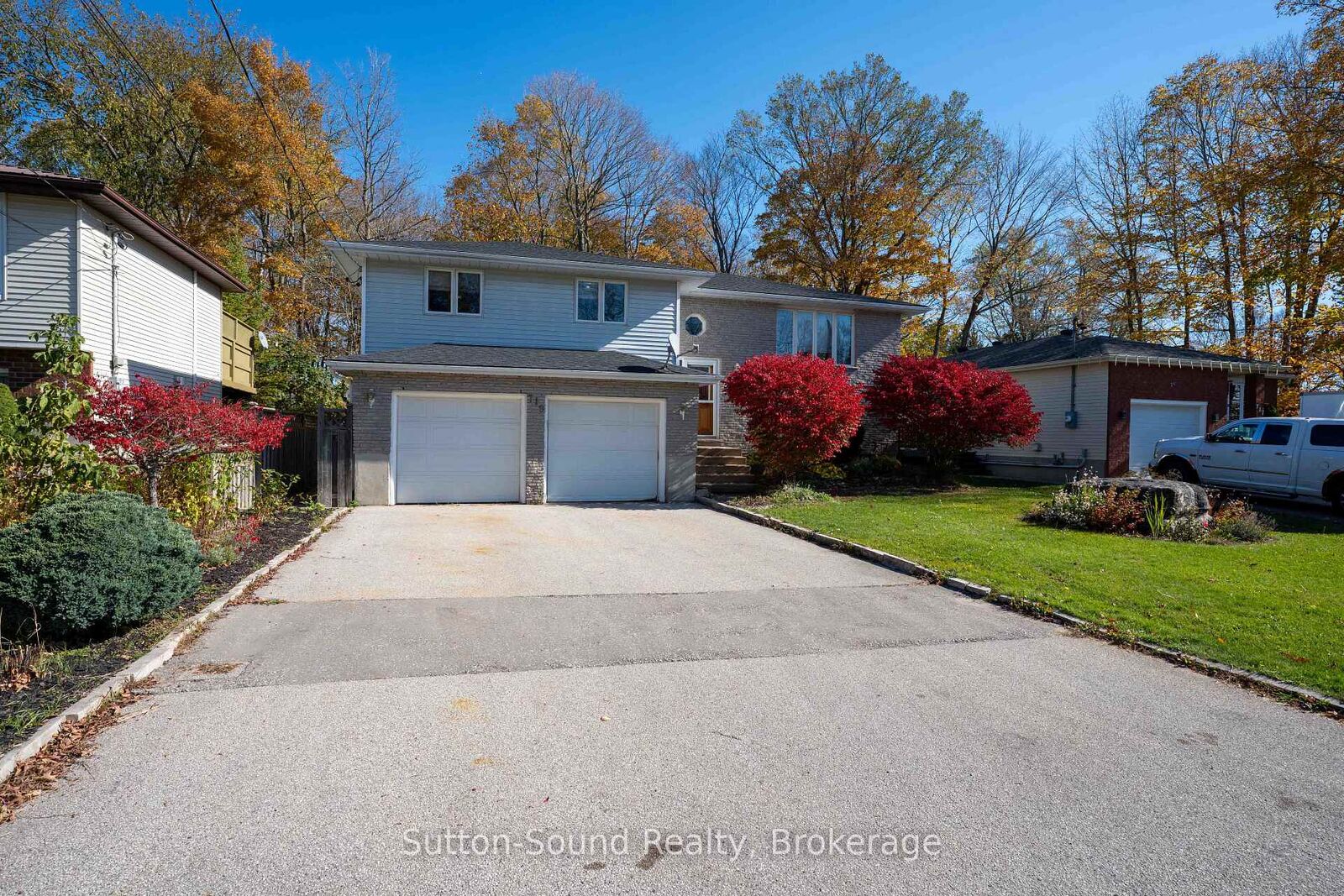 Property Photo: 719 McNaughton Street ON N0H 2T0