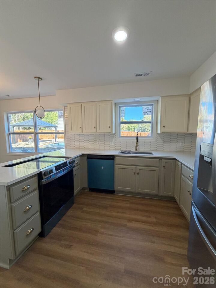 Property Photo:  1673 Crestdale Road  SC 29732 