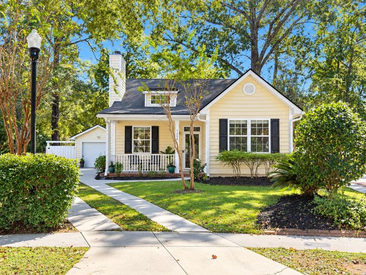 Property Photo:  1250 Falling Moss Drive  SC 29466 