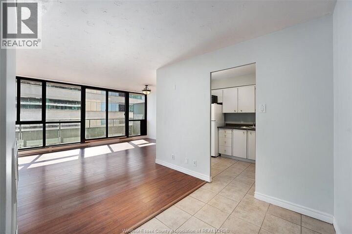 Property Photo:  111 Riverside 711  ON N9A 2S6 