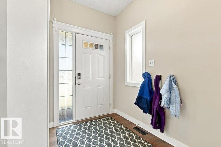 Property Photo:  18 Currant Crescent  AB T8L 0R9 