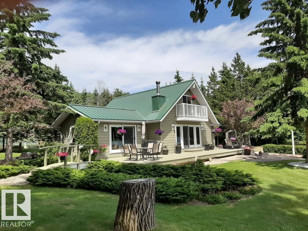 Property Photo:  53221A Range Road 54  AB T0E 0S0 