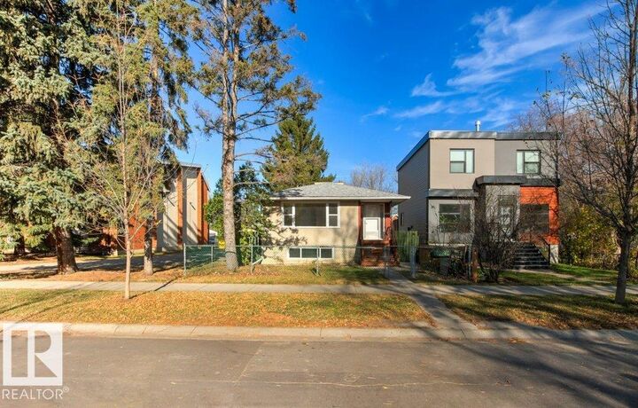 Property Photo:  9640 74 Avenue NW  AB T6E 1E6 