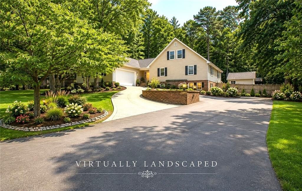 Property Photo: 224 Shadowood Drive SE GA 30701