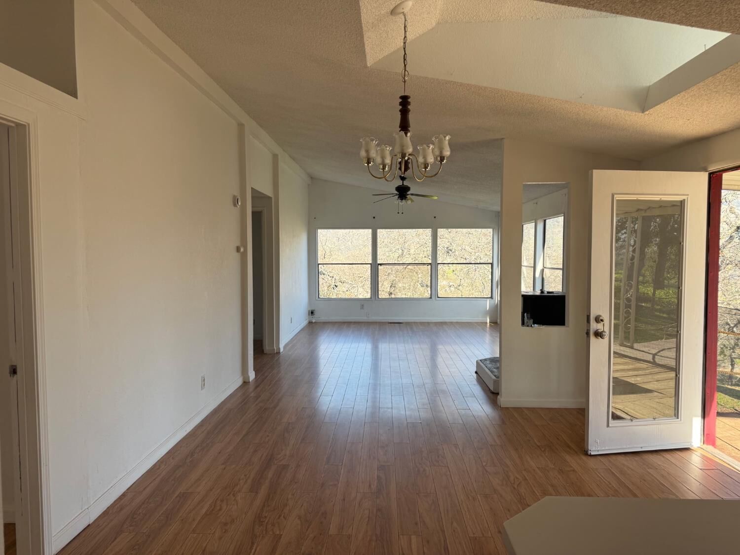 Property Photo:  30982 Trimmer Springs Road E  CA 93657 