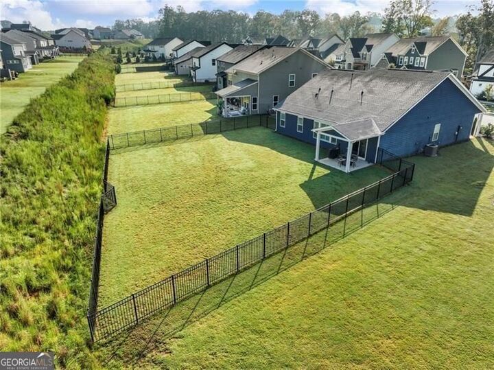Property Photo: 627 Michigan Circle GA 30548