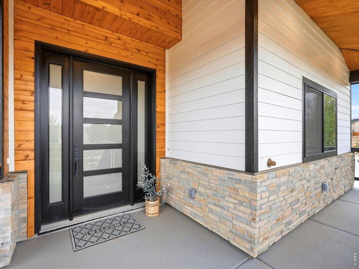 Property Photo: 204 W Maple St CO 80027