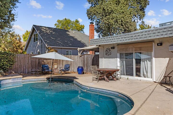 Property Photo: 1709 Pluto Way CA 95864