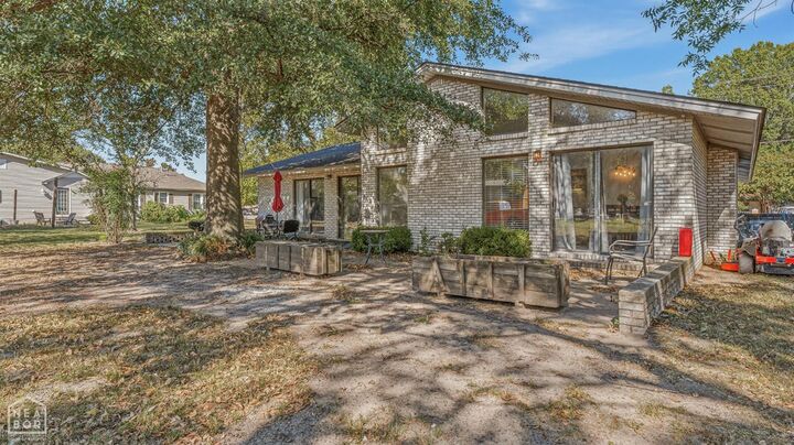 Property Photo: 101 E 11th AR 72438