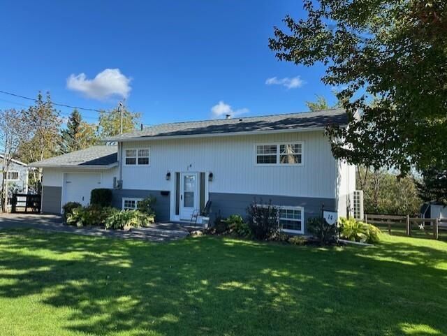Property Photo: 14 Hillside Drive NS B2G 1H4