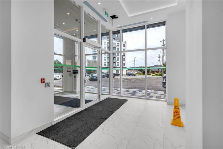 Property Photo:  33 Erie Avenue 1505  ON N3S 0K7 