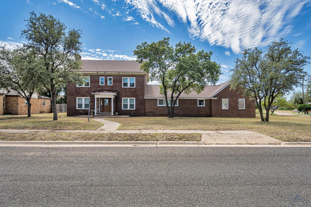 Property Photo:  100 Washington Blvd  TX 79720 