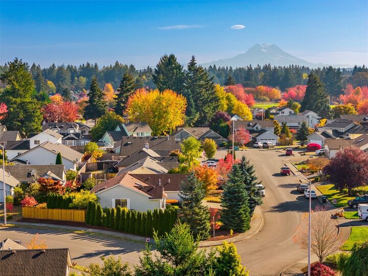 Property Photo:  6100  60th Court SE  WA 98513 