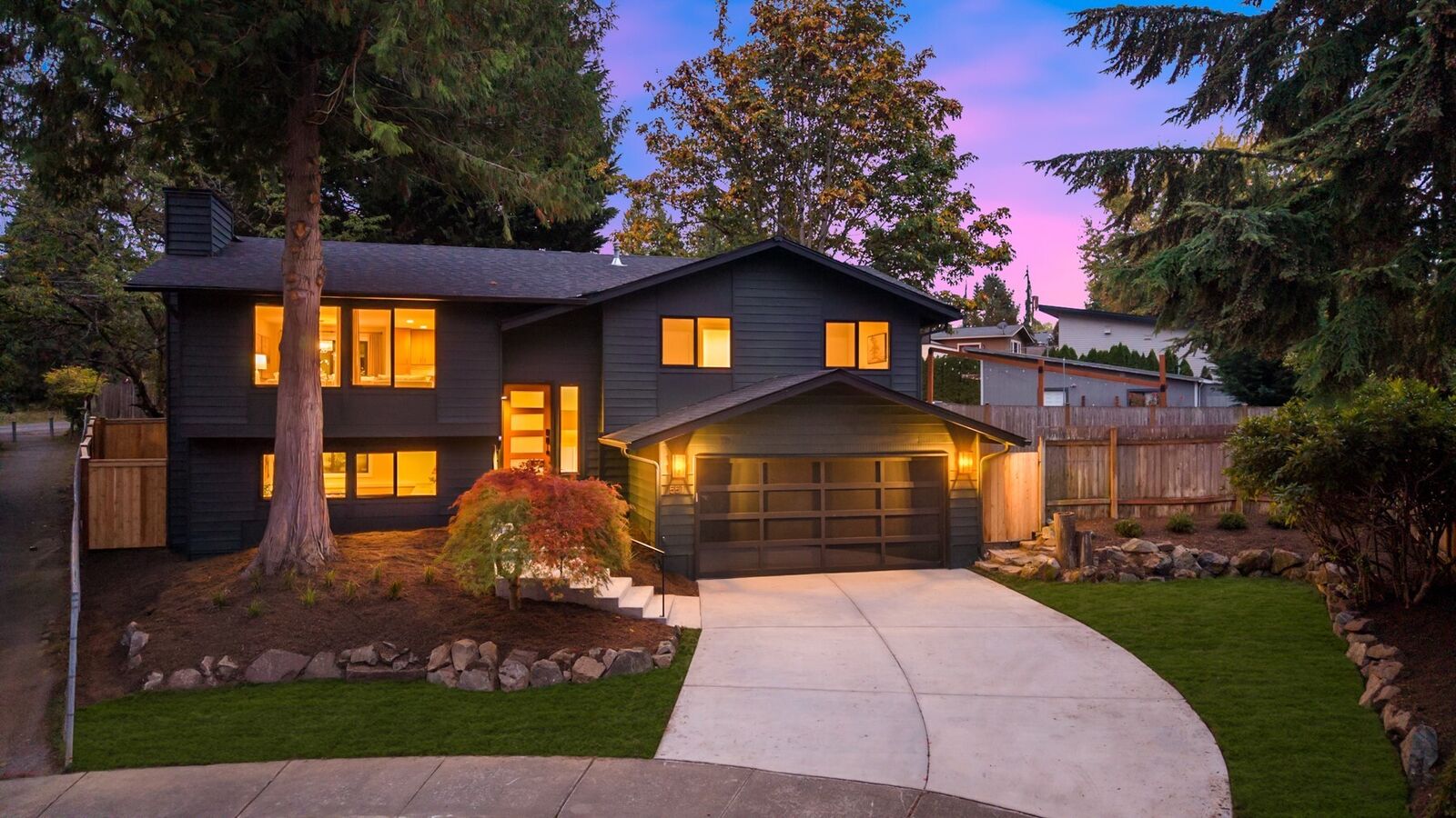 Property Photo:  551  19th Place  WA 98033 