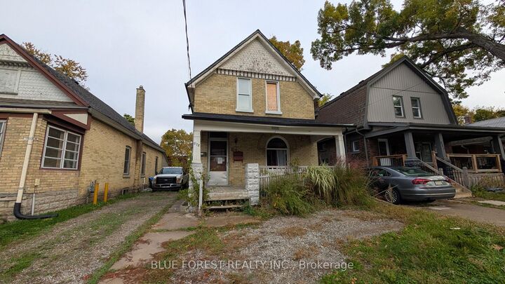 Property Photo:  878 Trafalgar Street  ON N5Z 1E8 