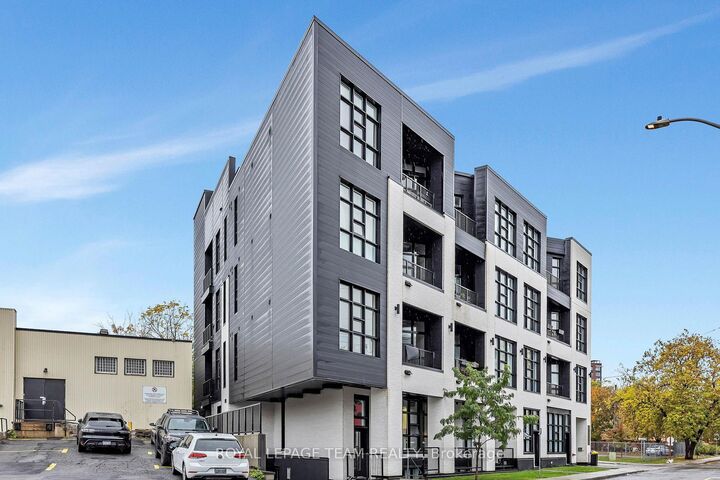 Property Photo:  101 Pinhey Street B01  ON K1Y 1T7 