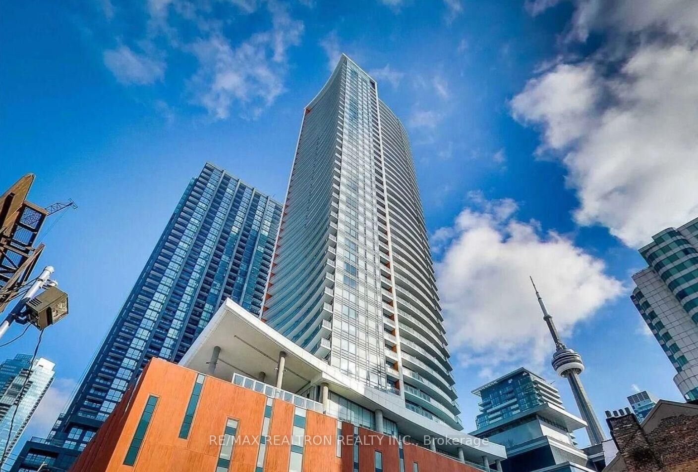 Property Photo:  21 Widmer Street 710  ON M5V 0B8 