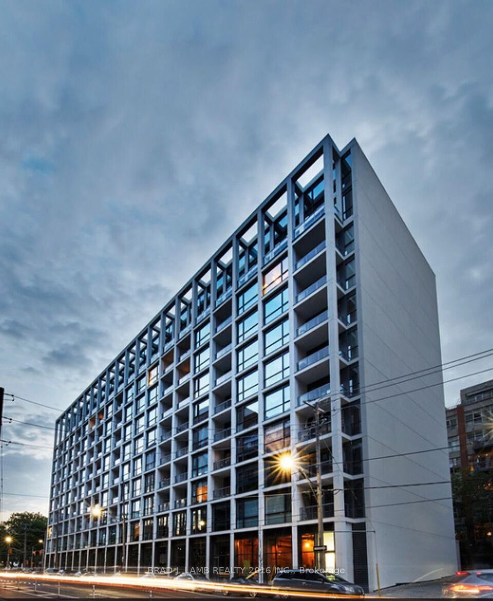 Property Photo:  39 Brant Street 301  ON M5V 0M8 