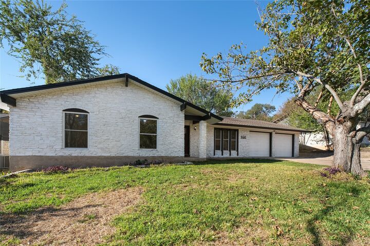 Property Photo: 1107 Rebbeca Drive TX 78758