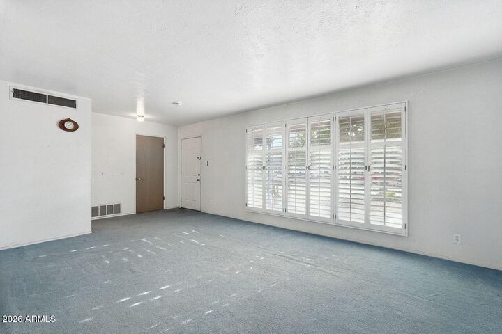 Property Photo:  3313 N 63rd Place  AZ 85251 