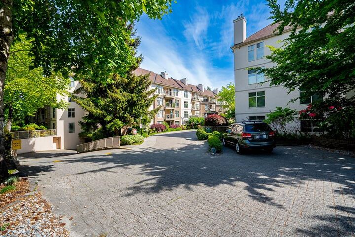 Property Photo: 15340 19A Avenue 409 BC V4A 9W1