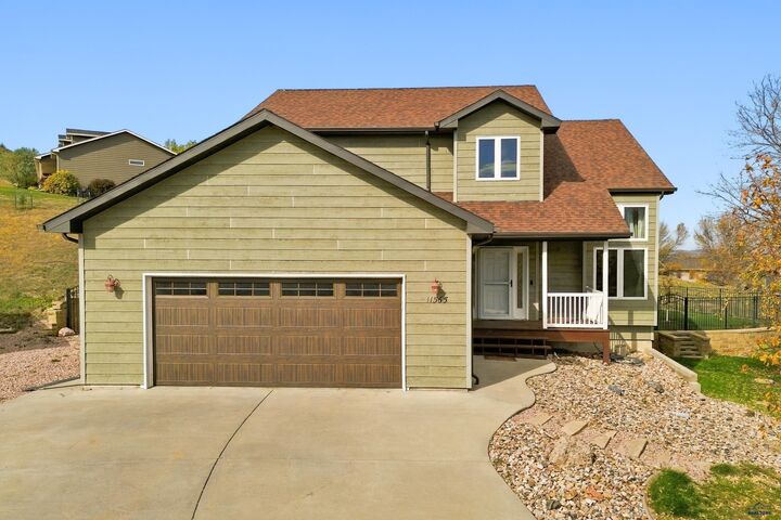 Property Photo: 11565 Saddleback Ct SD 57703