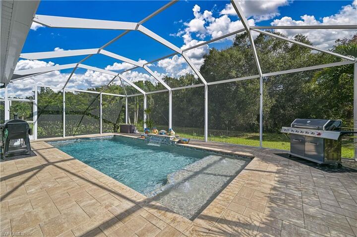 Property Photo:  15146 Yellow Wood Dr  FL 33920 