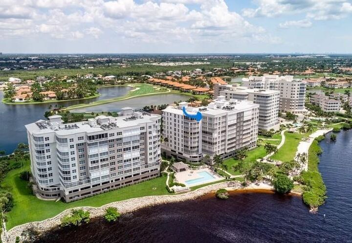 Property Photo:  14220 Royal Harbour Ct 1008  FL 33908 