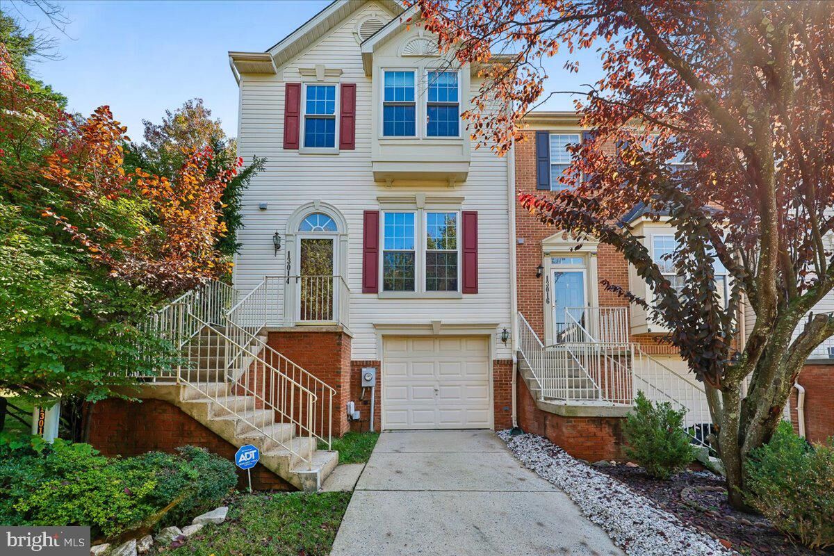 Property Photo:  13014 Rosebay Drive 1105  MD 20874 