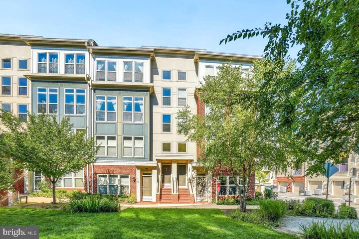 Property Photo: 121 Copley Circle 34B MD 20878