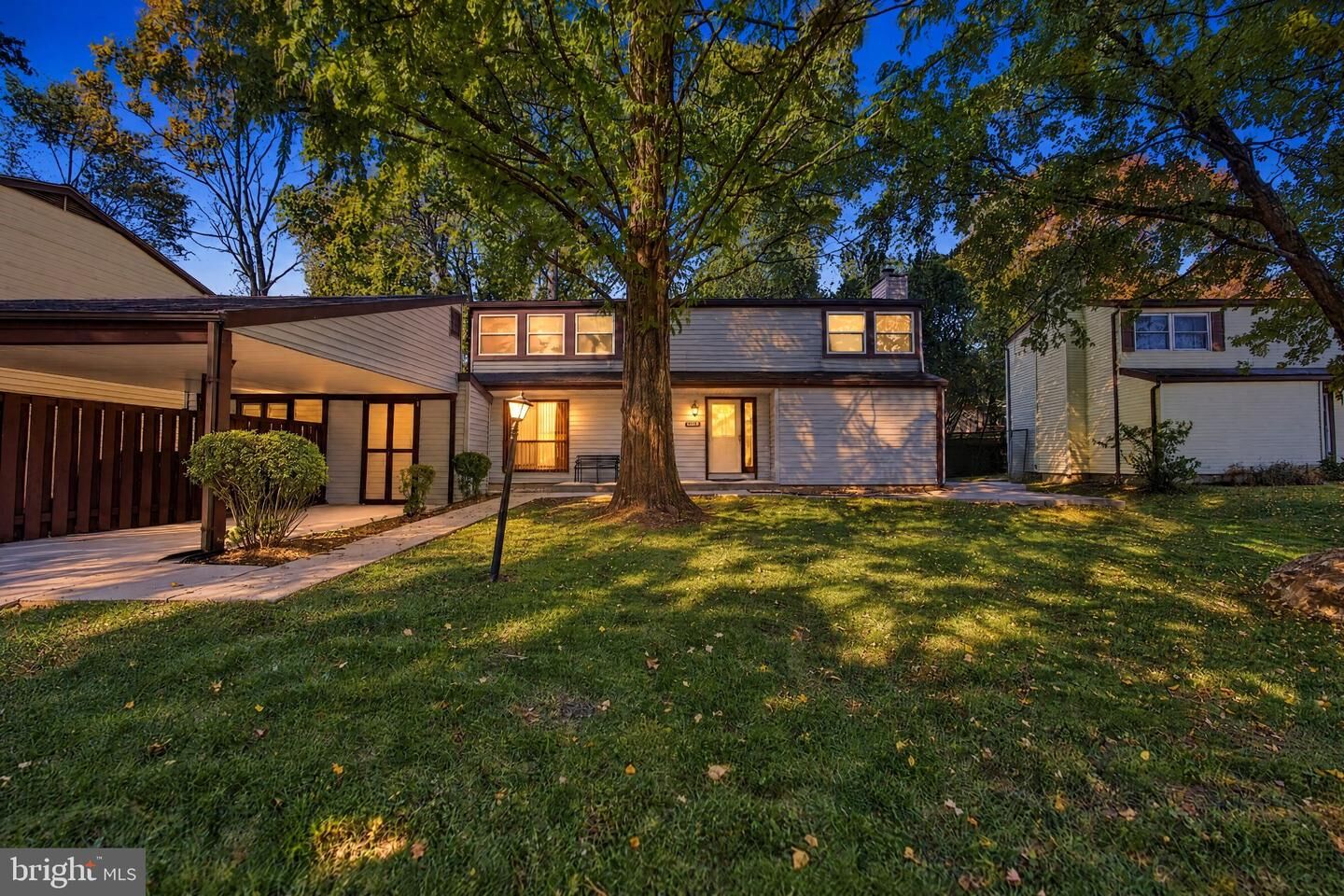 Property Photo: 9076 Goldamber Garth MD 21045