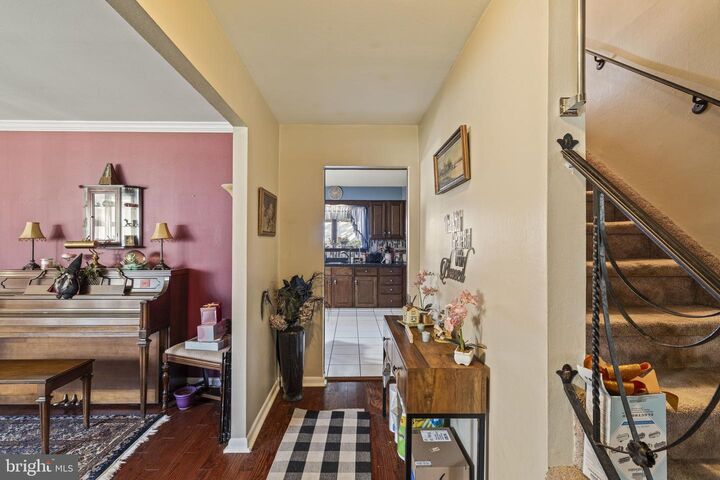 Property Photo:  75 Saratoga Road  NJ 08084 