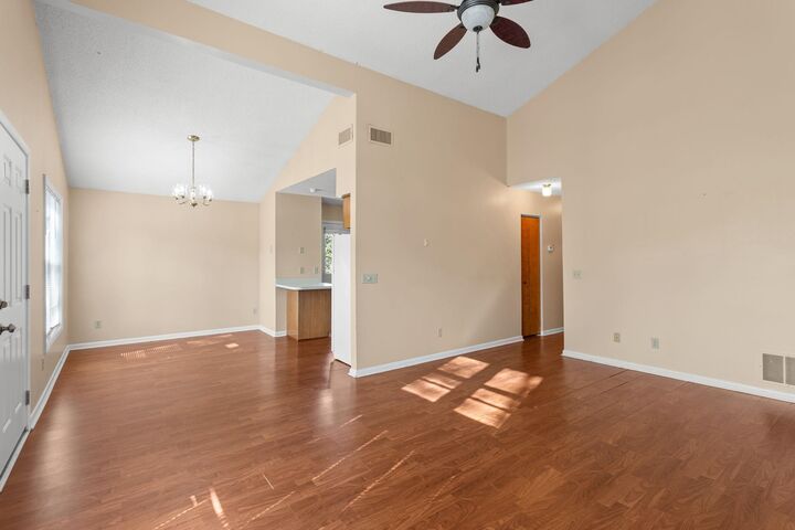 Property Photo: 1175 Rosedale Dr VA 22801