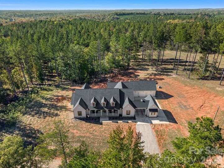 Property Photo: 2137 Overbrook Way SC 29067