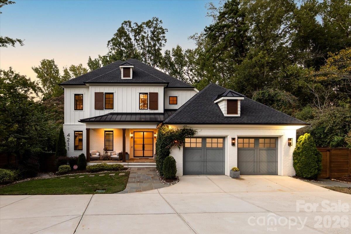 Property Photo: 4211 Tangle Drive NC 28211