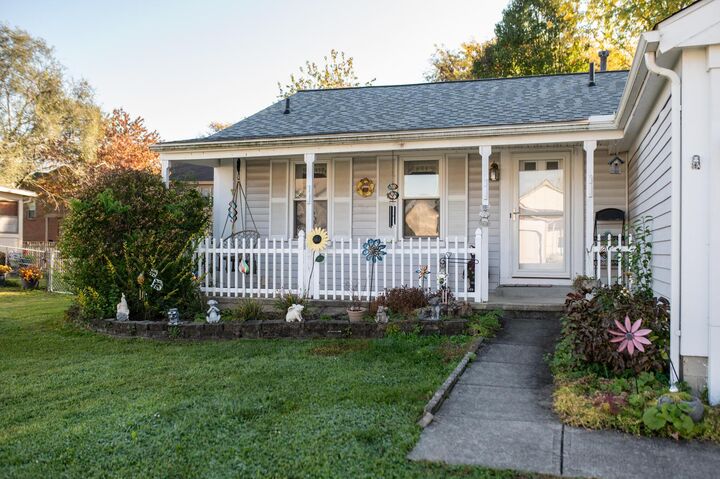 Property Photo: 360 Trailblazer Lane OH 43068