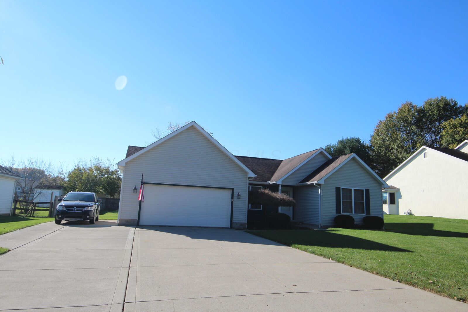 Property Photo: 70 Zellers SW Lane OH 43062