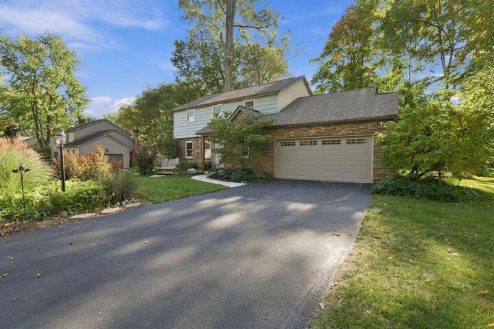 Property Photo:  11403 Meadowcroft NW Street  OH 43147 