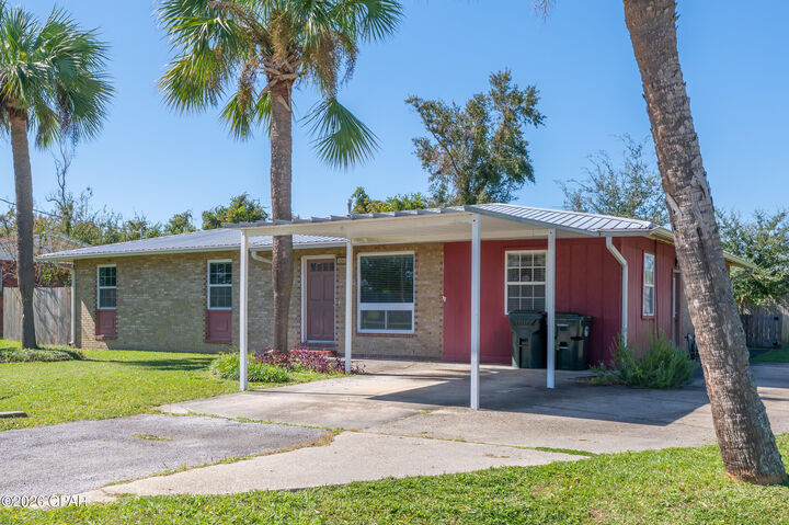 Property Photo: 1002 Colorado Avenue FL 32444