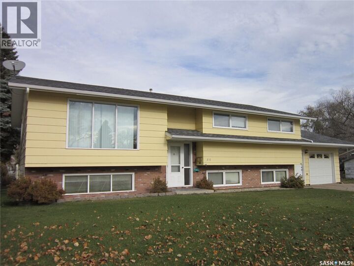 Property Photo: 210 1st Street N SK S0K 4P0