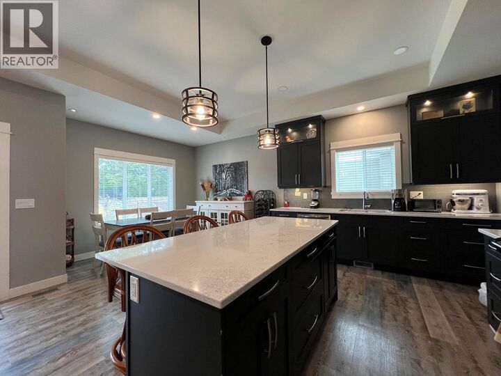 Property Photo: 924 9th Avenue BC V1H 1Z1
