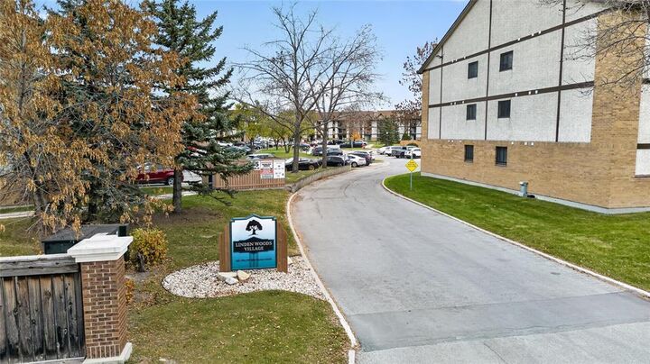Property Photo: 177 Victor Lewis Drive MB R3P 2A1