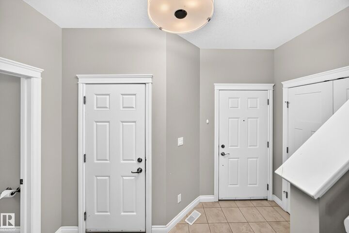 Property Photo:  260 Sturtz Bend  AB T9E 0X4 
